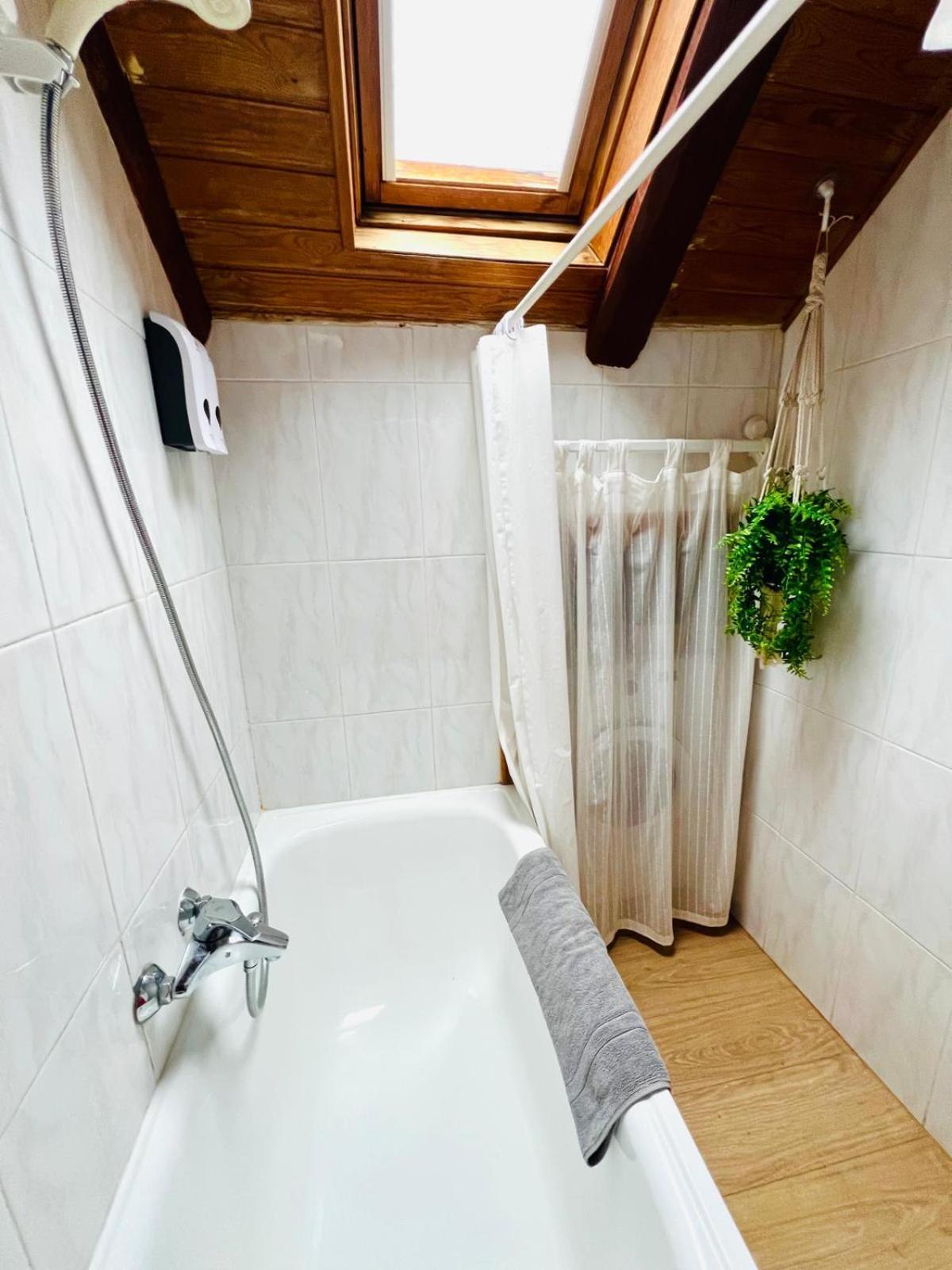 סן חואן דה פלאן Apartamento La Buhardilla Del Boscache מראה חיצוני תמונה