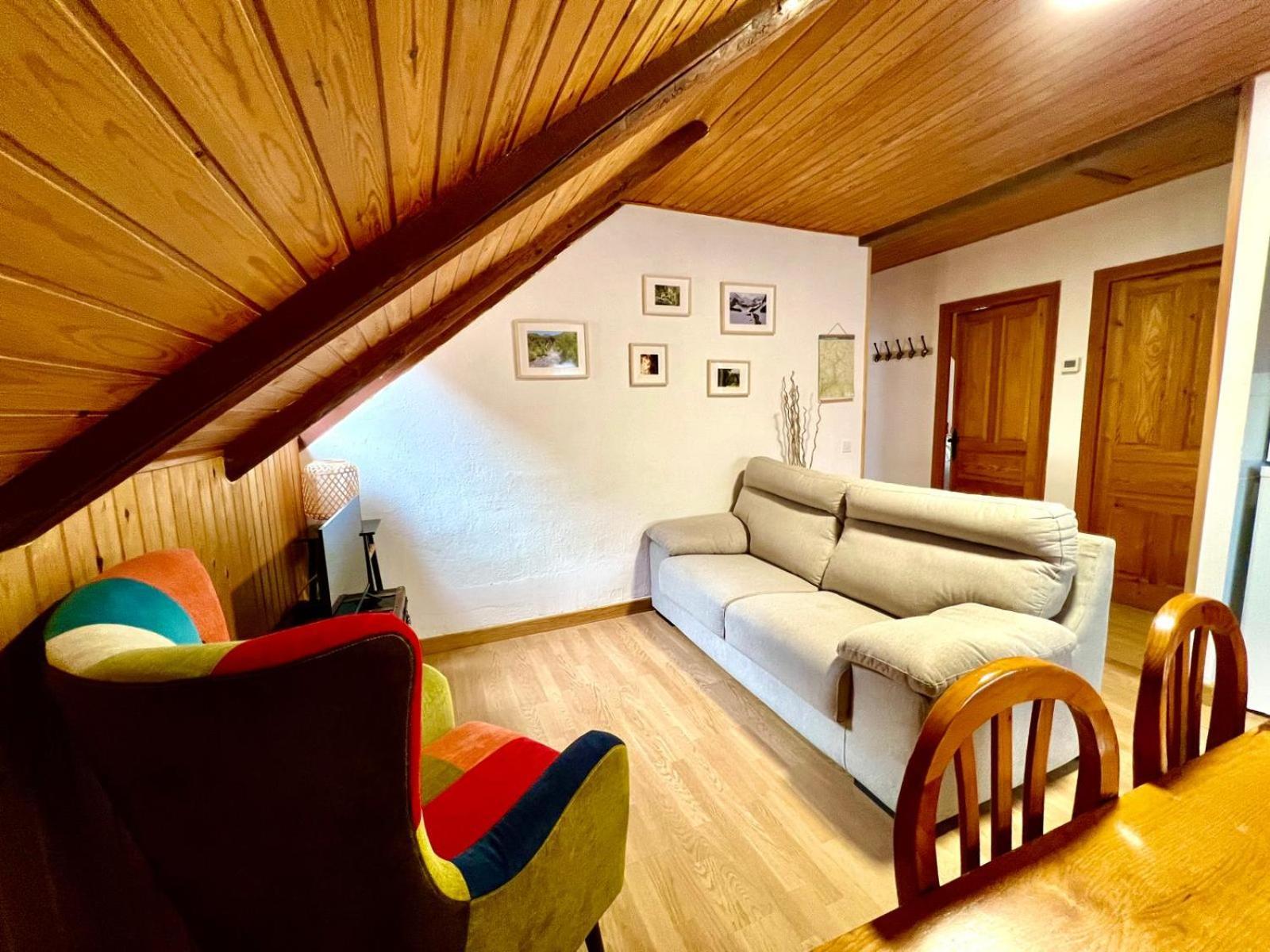 סן חואן דה פלאן Apartamento La Buhardilla Del Boscache מראה חיצוני תמונה